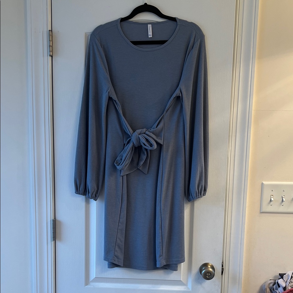 Elegant Blue Long-Sleeve sweater bow tie Dress